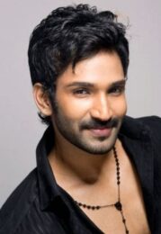 Aadhi Pinisetty